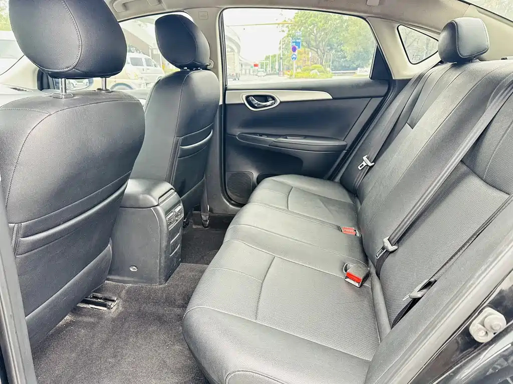 NISSAN SYLPHY 2021