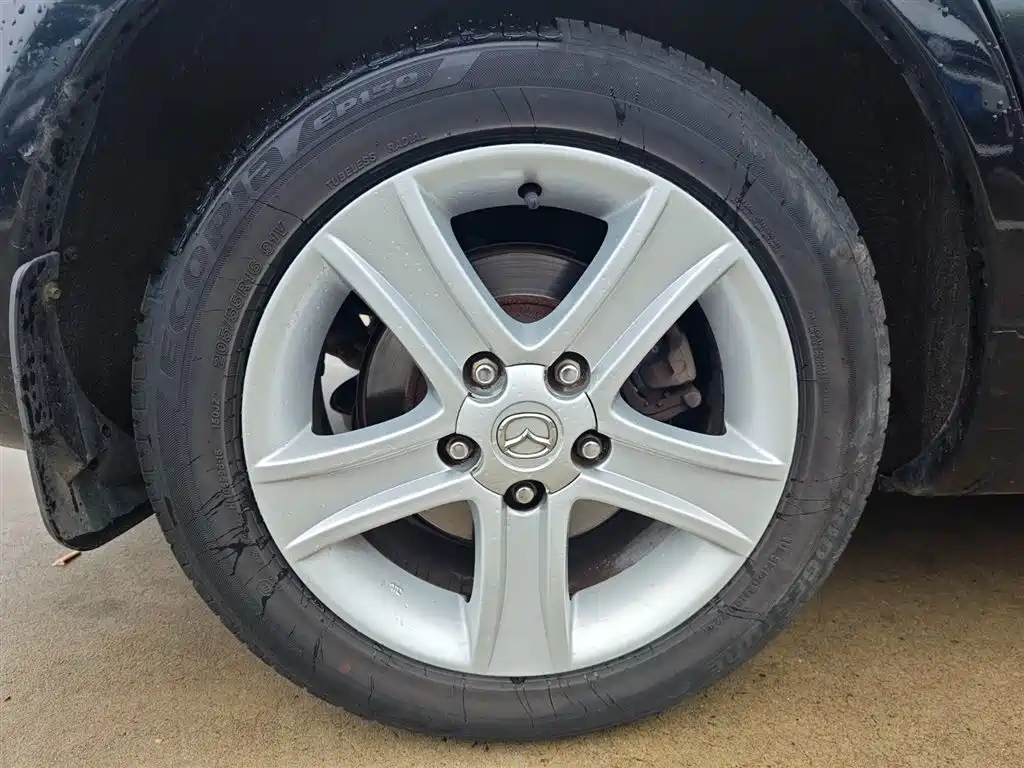 MAZDA 6 2010