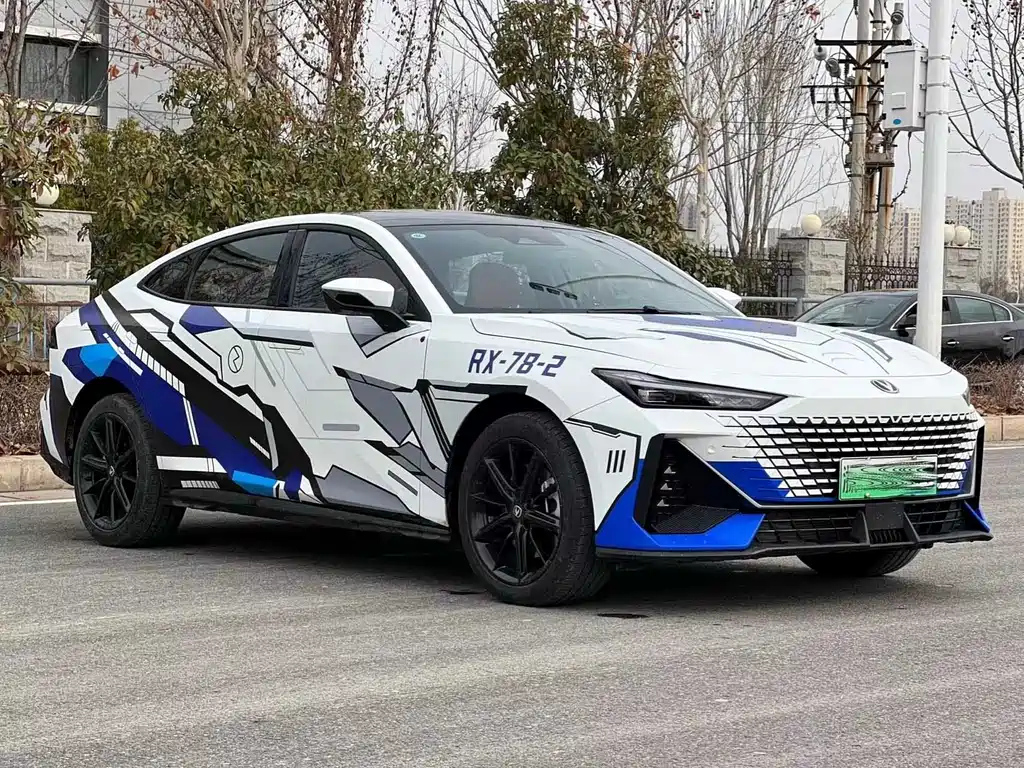 CHANGAN UNI-V SMART IDD 2023