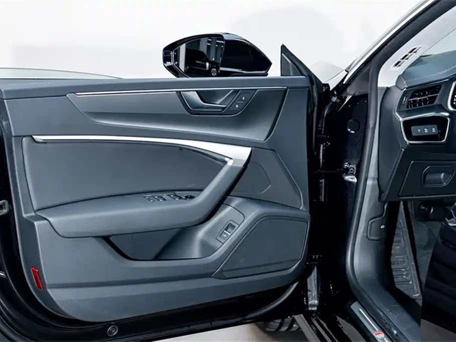 AUDI A7L 2024