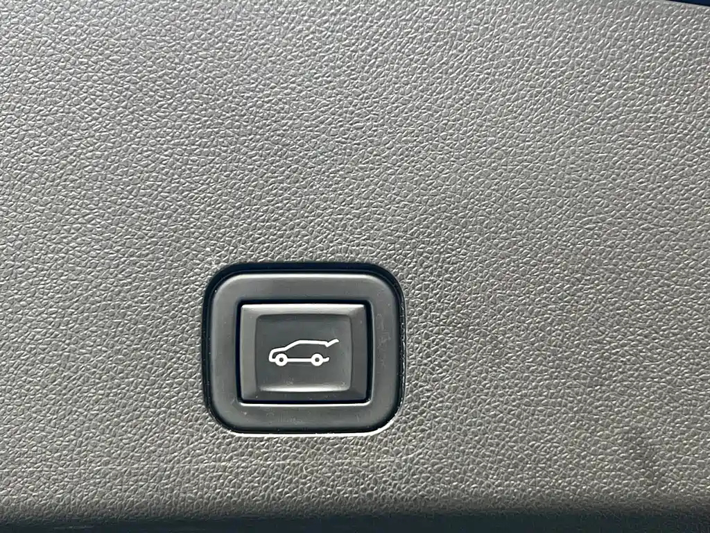 CADILLAC XT6 2021