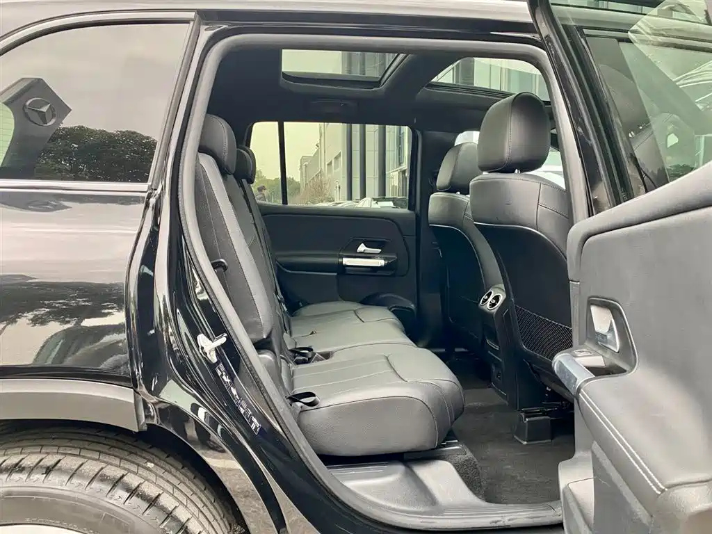 MERCEDES BENZ GLB 2022