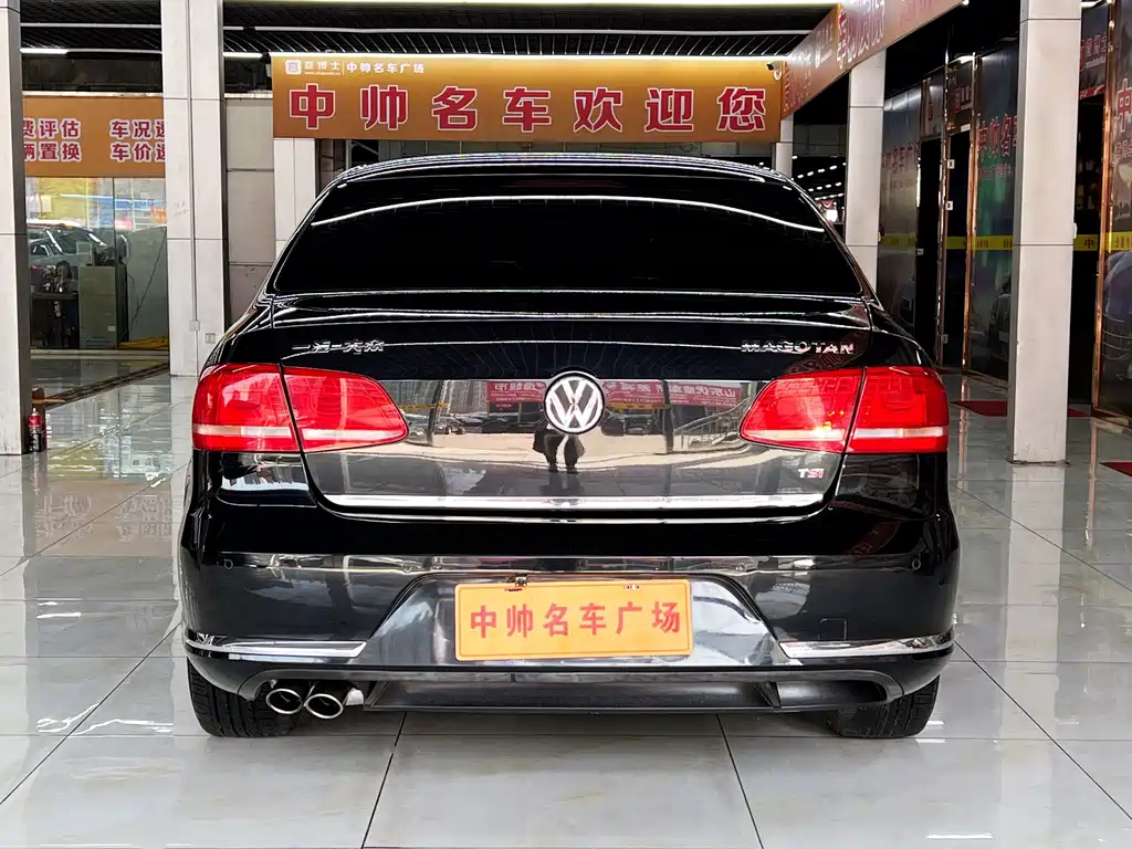 VOLKSWAGEN MAGOTAN 2016