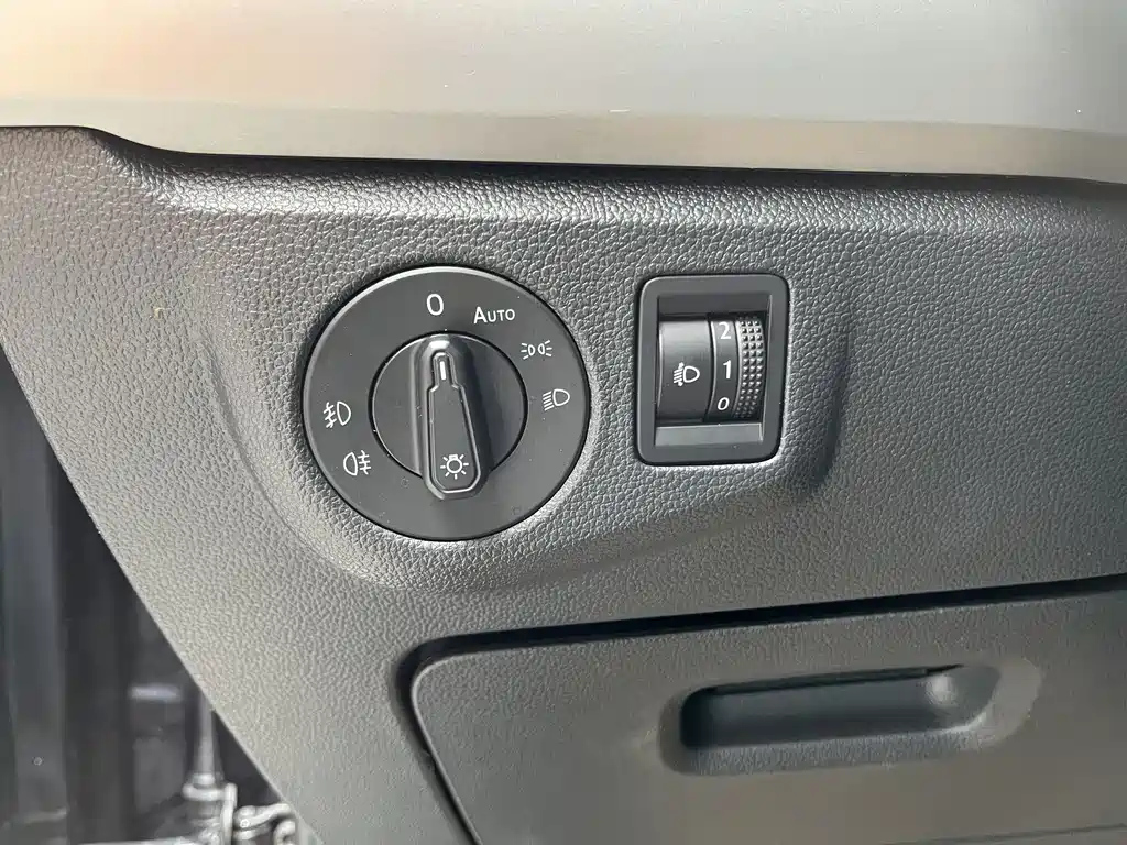 VOLKSWAGEN LAVIDA 2022