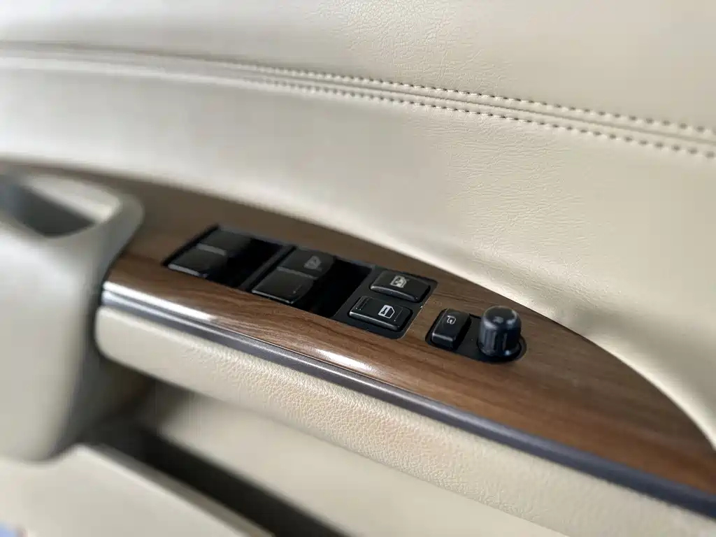 NISSAN TEANA 2013