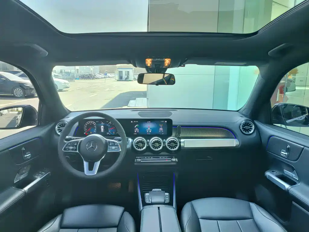 MERCEDES BENZ GLB 2022