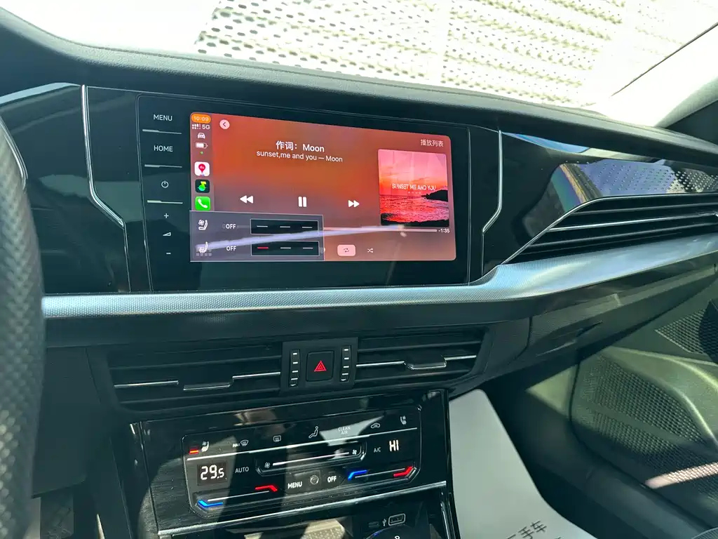 VOLKSWAGEN PASSAT 2022