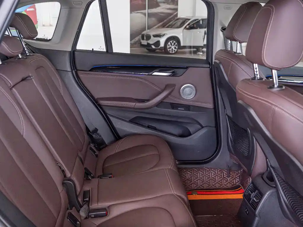 BMW X1 2021