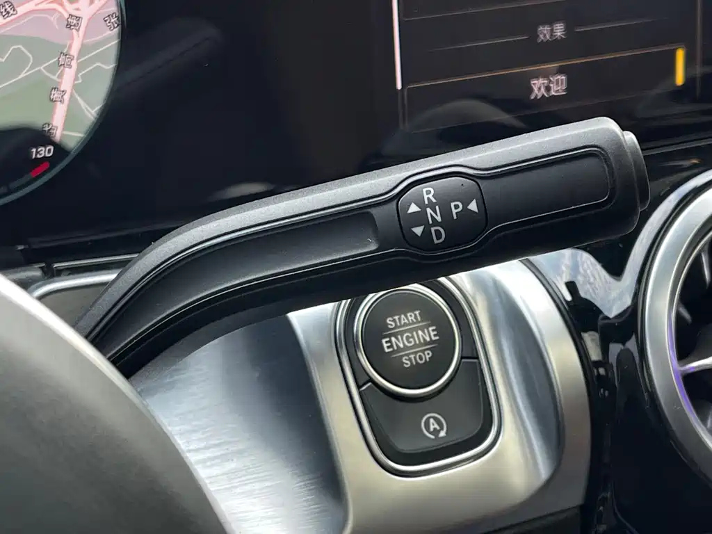 MERCEDES BENZ GLB 2021