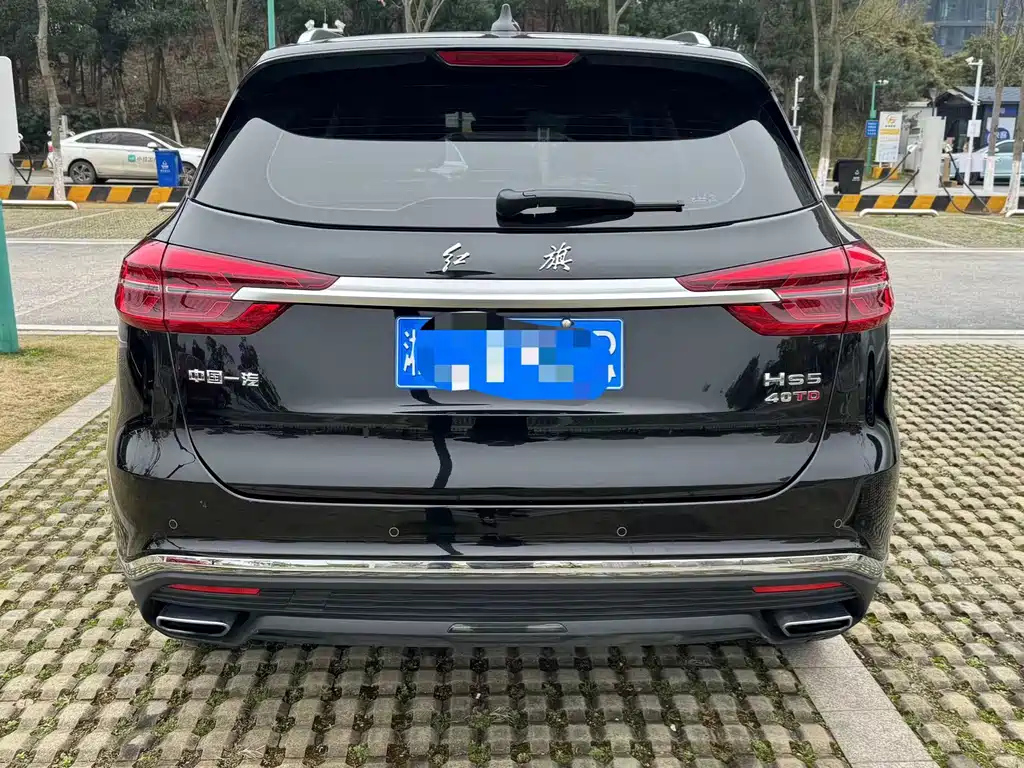 HONGQI HS5 2023