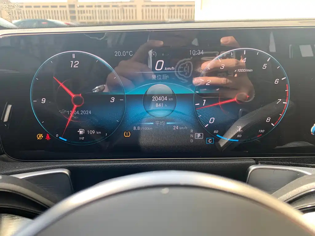 MERCEDES BENZ GLB 2022
