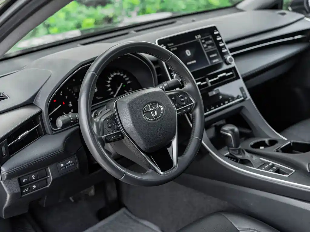 TOYOTA AVALON 2022