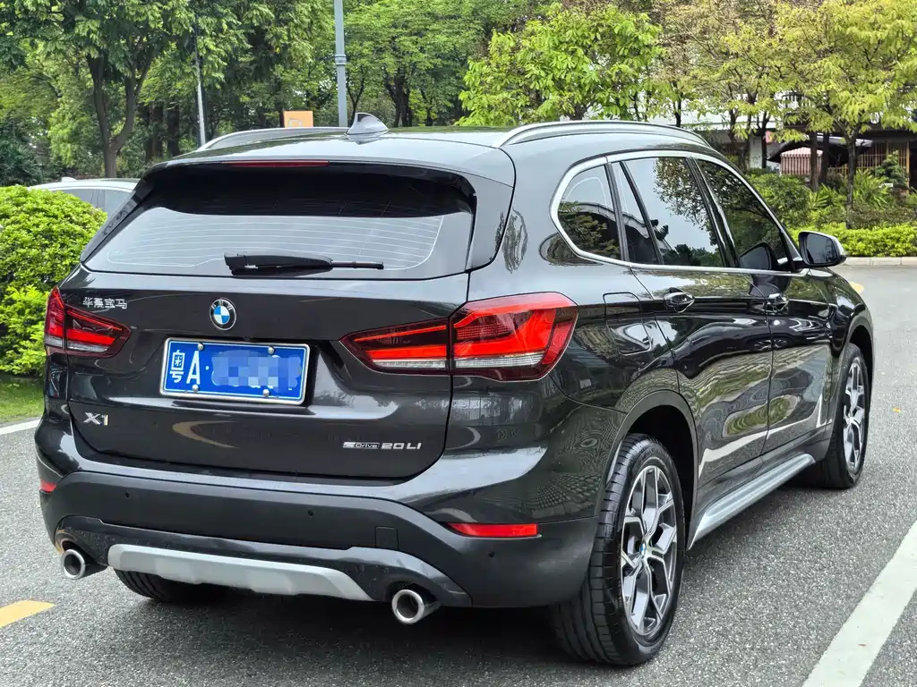 BMW X1 2021