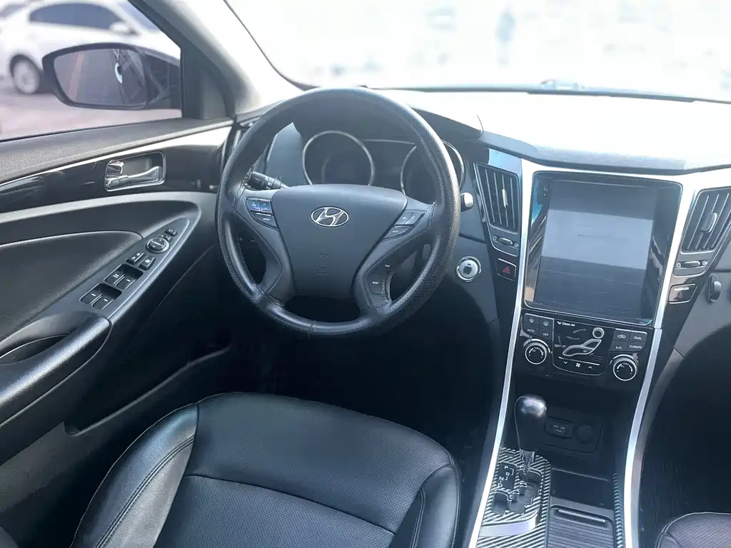 HYUNDAI SONATA 2016
