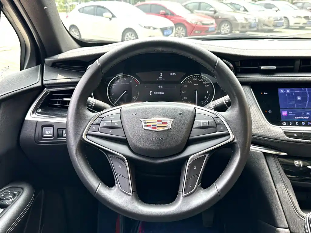 CADILLAC XT5 2021