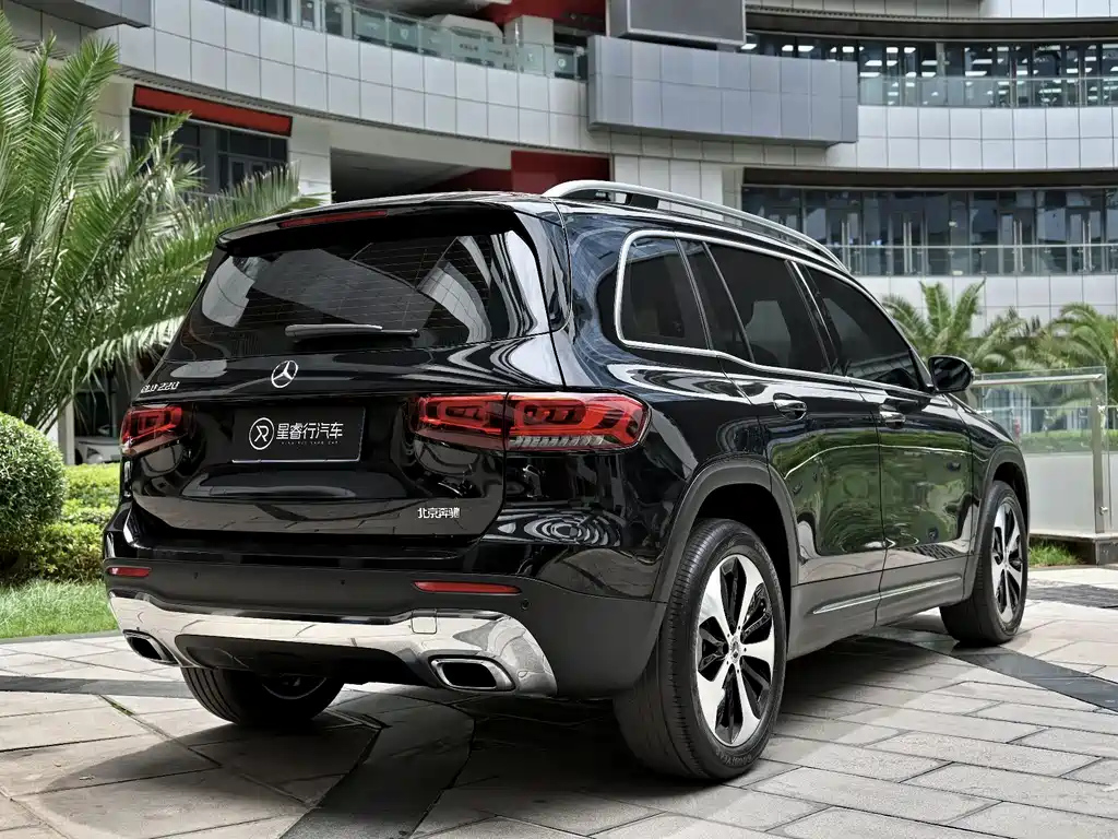MERCEDES BENZ GLB 2022