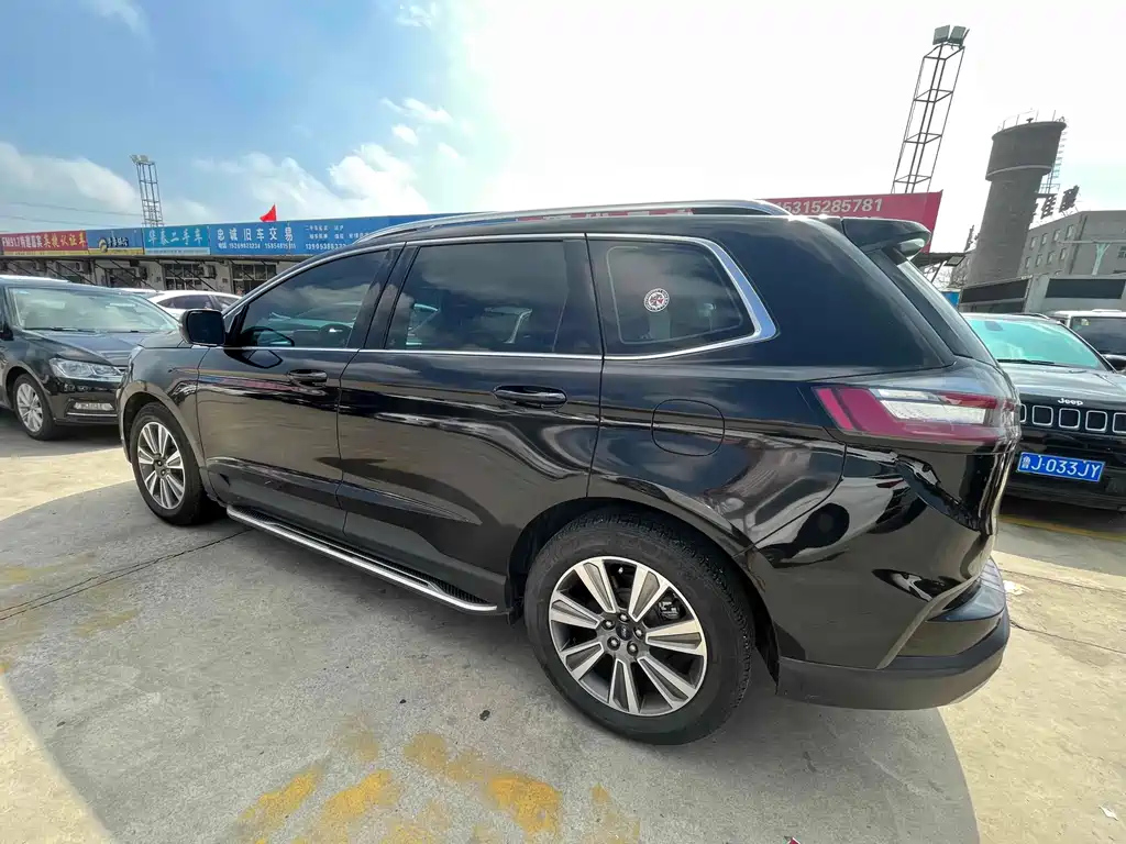 FORD EDGE 2022