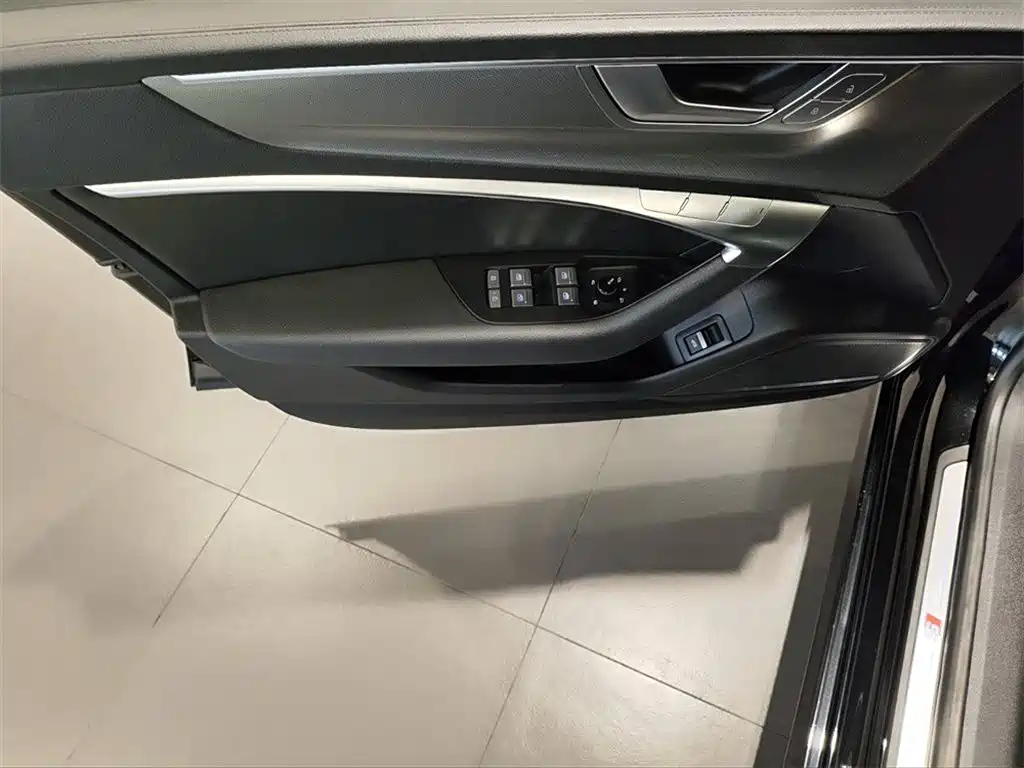 AUDI A7 2021