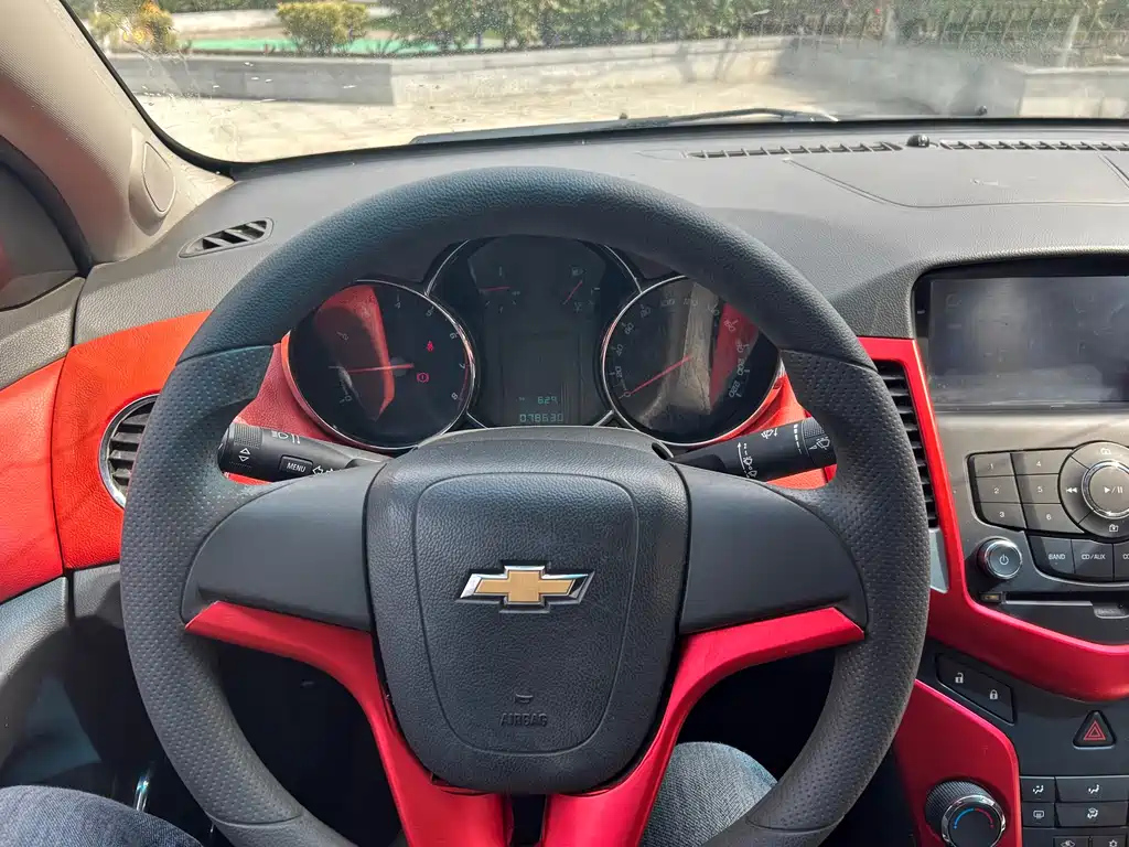 CHEVROLET CRUZE 2012
