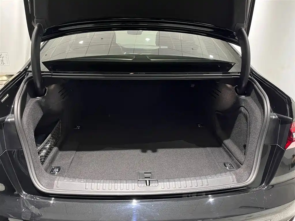 AUDI A6L 2023