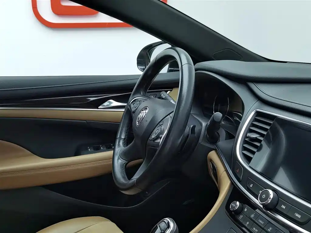 BUICK LACROSSE 2021
