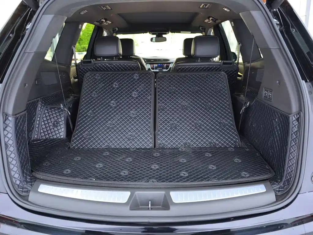 CADILLAC XT6 2021