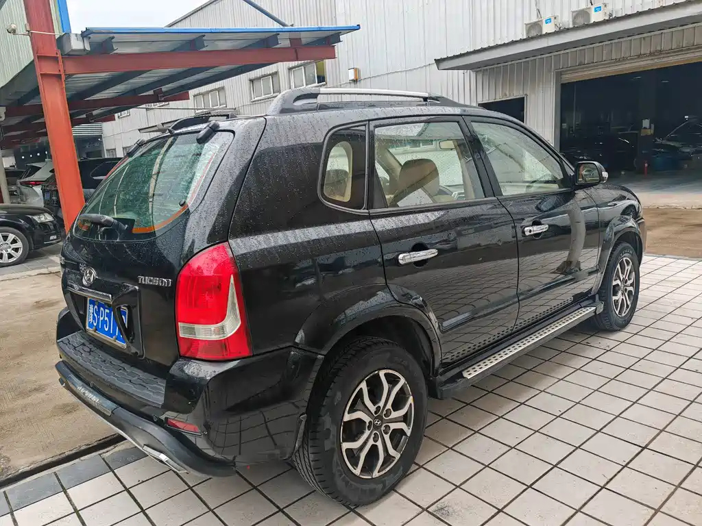 HYUNDAI TUCSON 2013