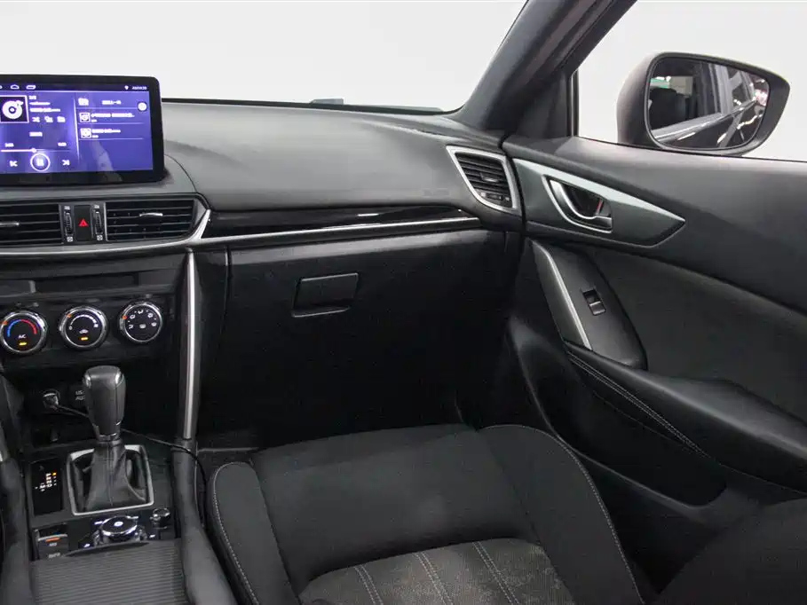 MAZDA CX-4 2016