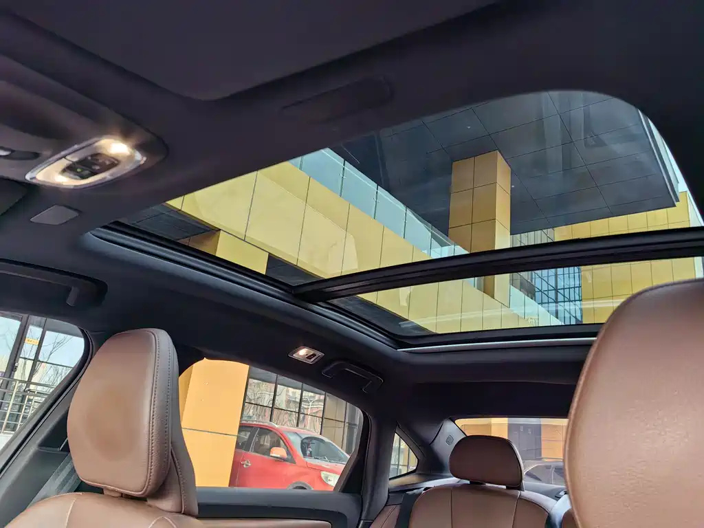 VOLVO S90 2021