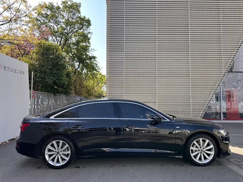 AUDI A6L 2022