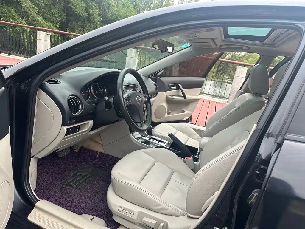 MAZDA 6 2010