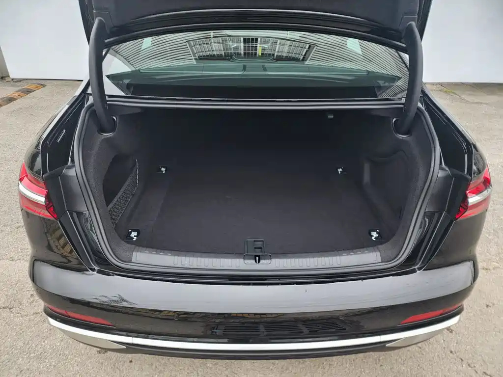 AUDI A6L 2024