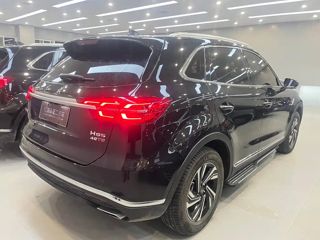 HONGQI HS5 2023