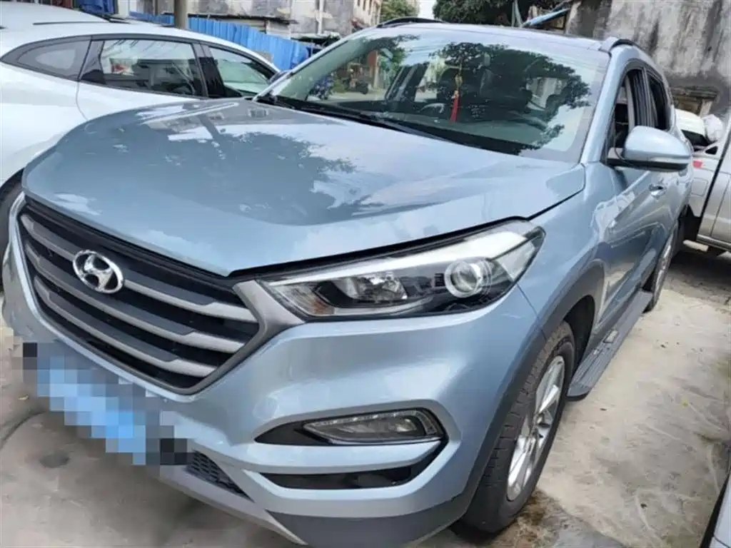 HYUNDAI TUCSON 2015