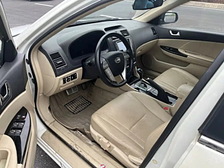 BYD G6  2013 YEAR 1.5TID AUTOMATIC PREMIUM 2013