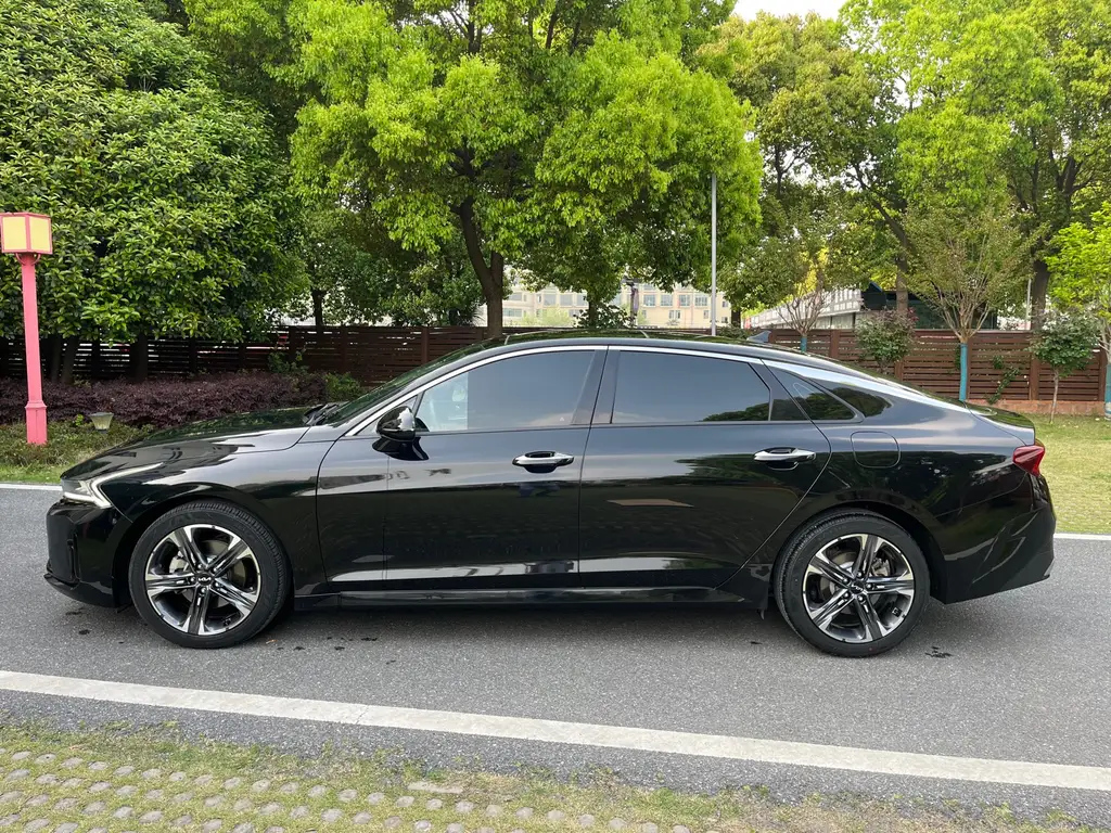 KIA K5 2021
