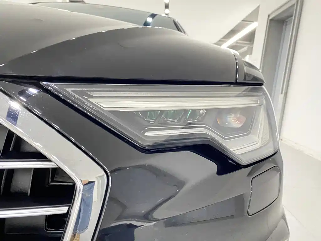 AUDI A6L 2021