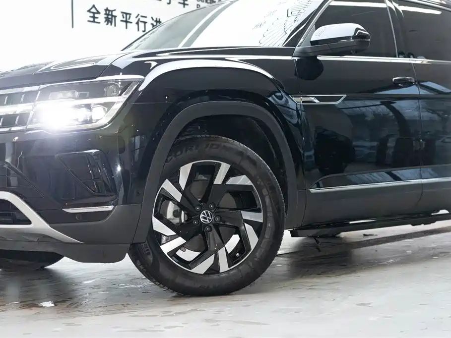 VOLKSWAGEN TOURAN 2021