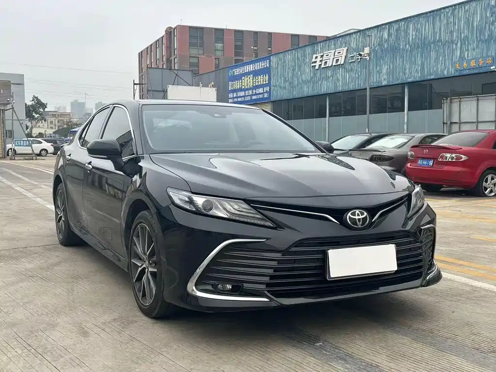 TOYOTA CAMRY 2022