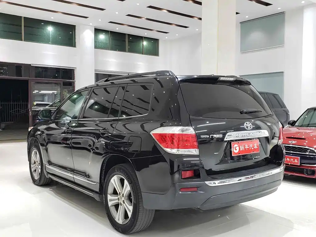 TOYOTA HIGHLANDER 2012