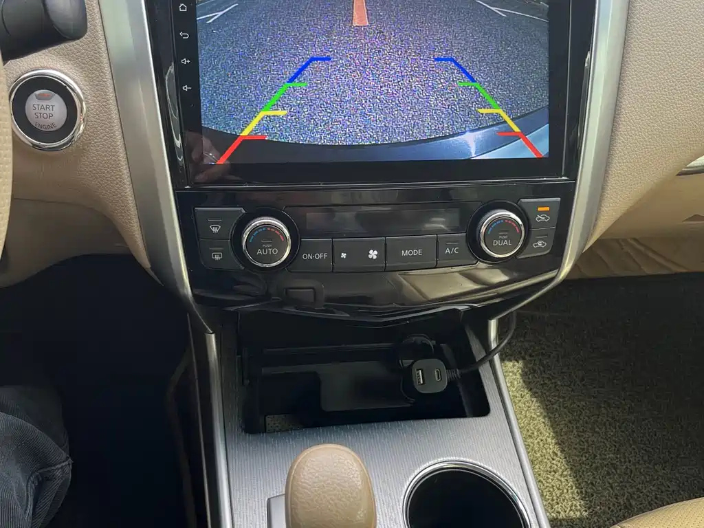 NISSAN TEANA 2018