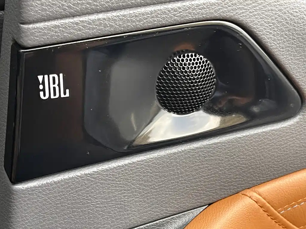 TOYOTA AVALON 2019