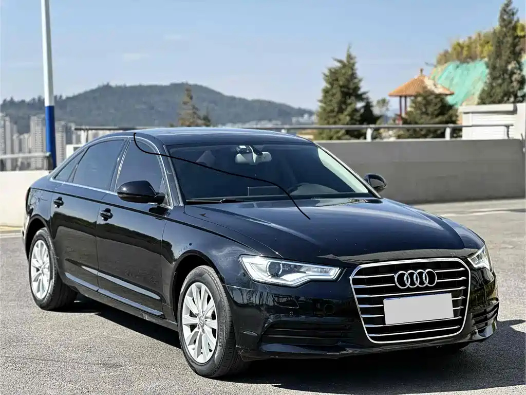 AUDI A6L 2015