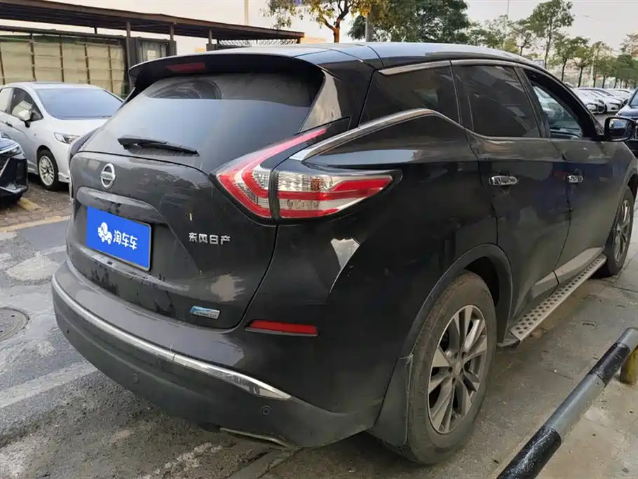 NISSAN MURANO 2017