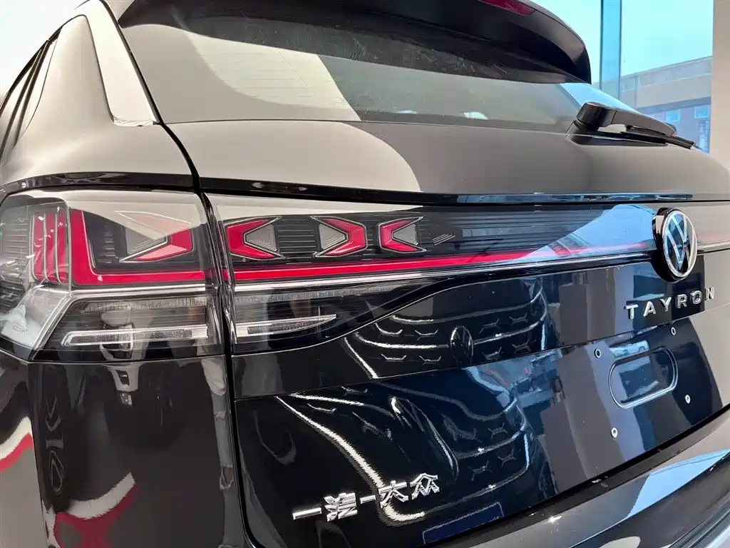 VOLKSWAGEN TAYRON 2023