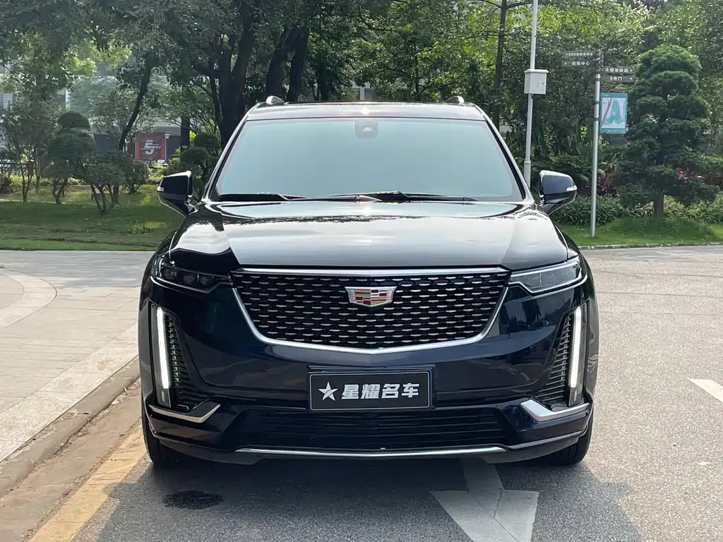 CADILLAC XT6 2021