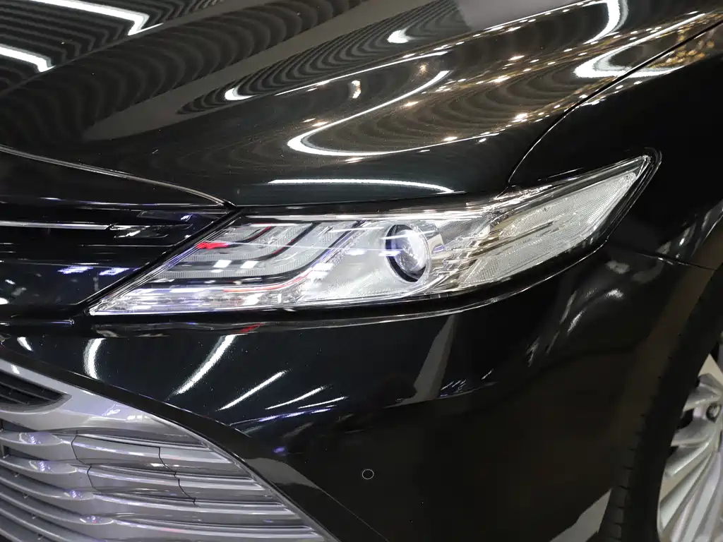TOYOTA CAMRY 2018