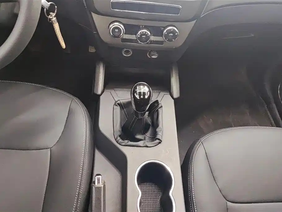 GEELY AUTO GEELY GX7 2014
