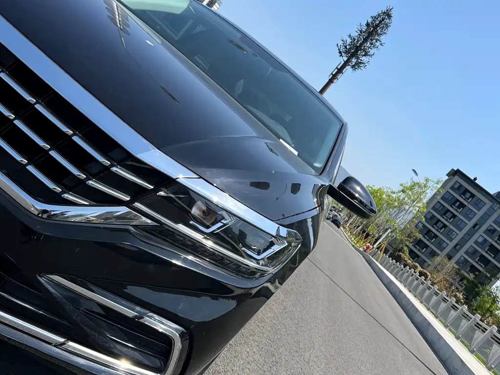 VOLKSWAGEN PASSAT 2021