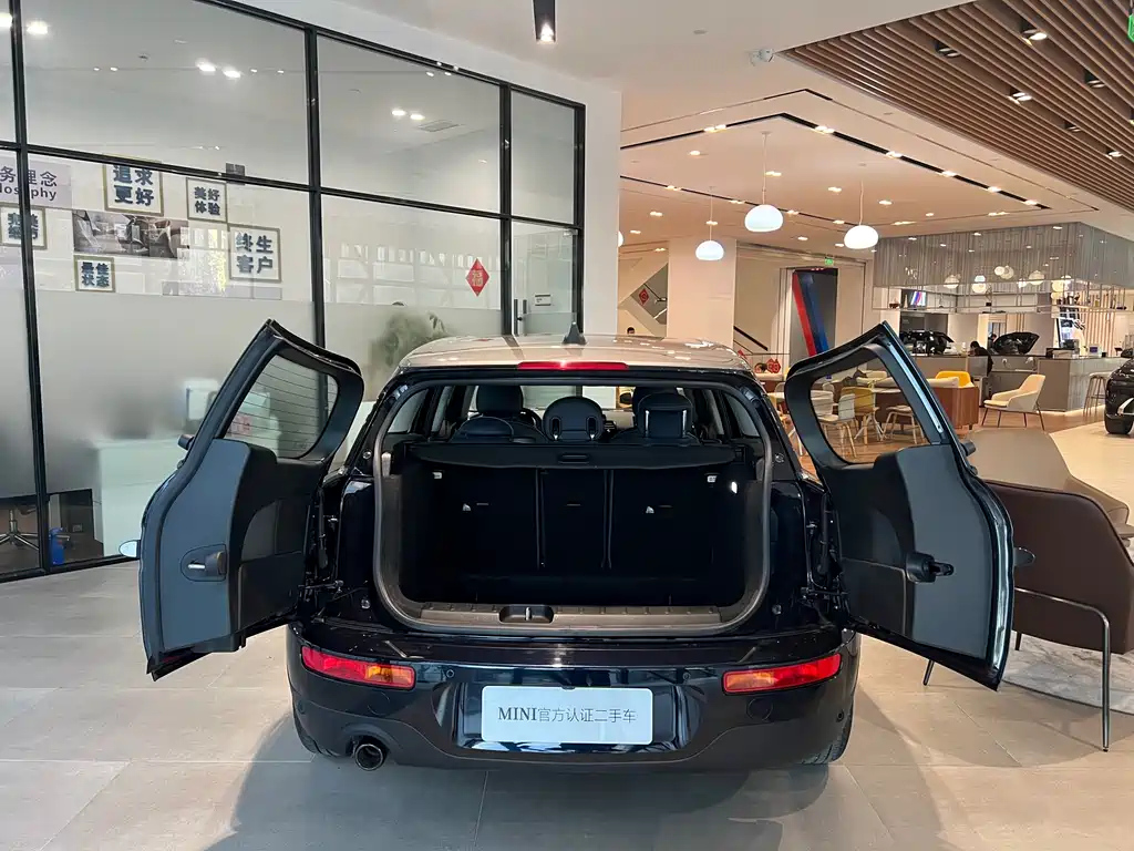MINI CLUBMAN 2021